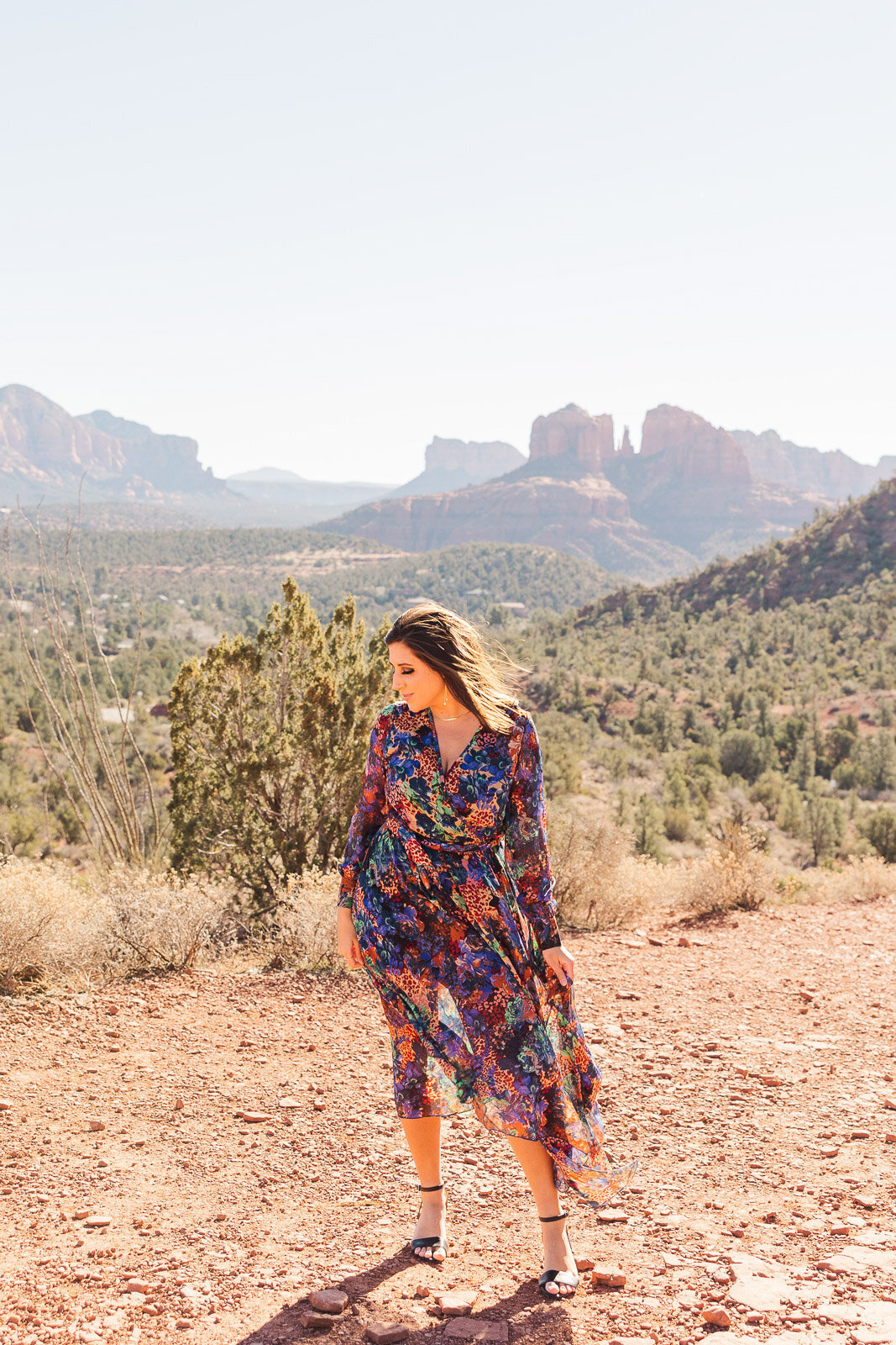 Sedona Arizona, Sedona Arizona views, Sedona arizona desert, desert photoshoot, united states destination photographer, destination photographer, travel photographer, travel destination photographer, desert portraits, Meredith Mutza Photography, Milwaukee Based Photographer