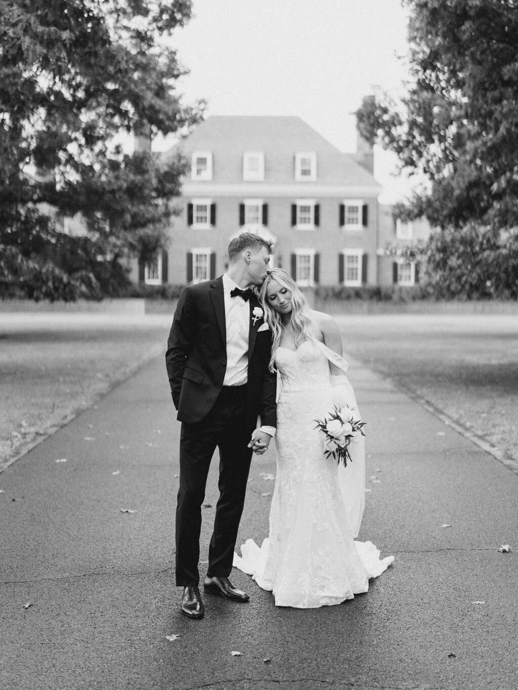 Hannah&Andrew_GallisonHallWedding_SneakPeek-112
