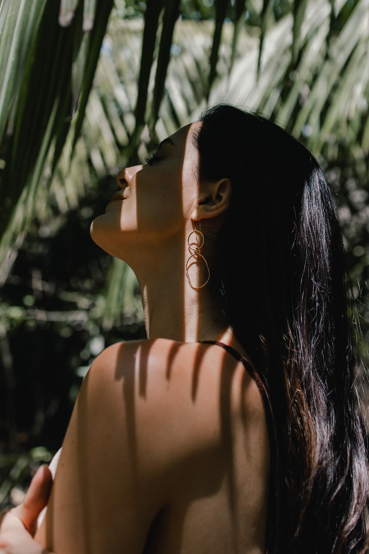 Jungle inspired jewelry brand destination shoot in Costa Rica by Alex Perry jewelry brand photographer 