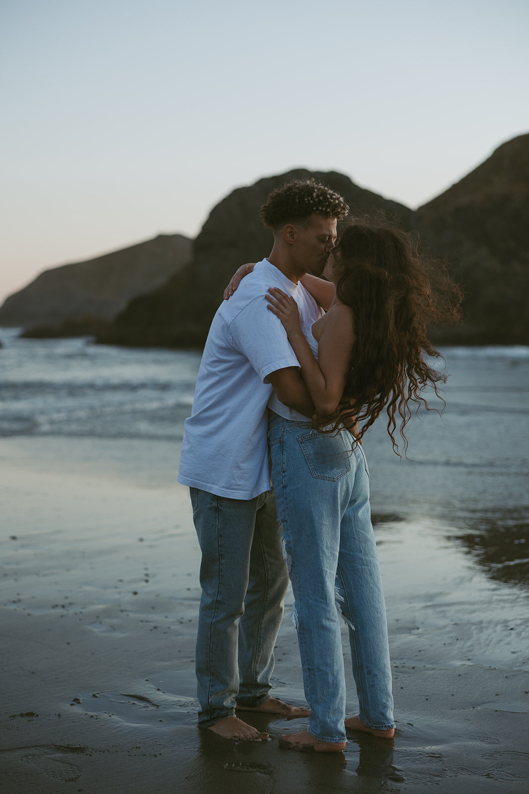 tanya-davids-photo-film-redwoods-california-oregon-coast-documentary-candid-destination-washington-idaho-utah-canada-elopement-wedding-couples-photographer-65