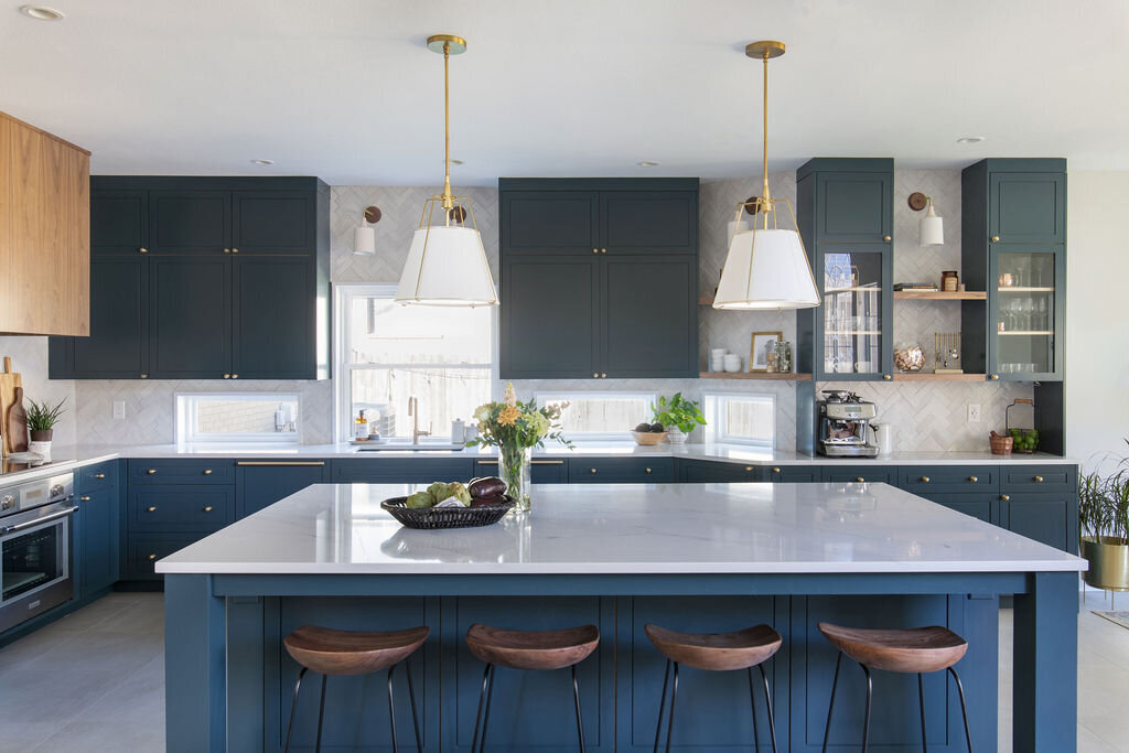 hello-home-austin-contemporary-navy-kitchen-remodel-wood-vent-hood-zelliege-herringbone-backsplash-open-layout-13