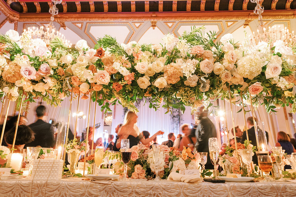 floral table runner with roses at the belvedere hotel wedding