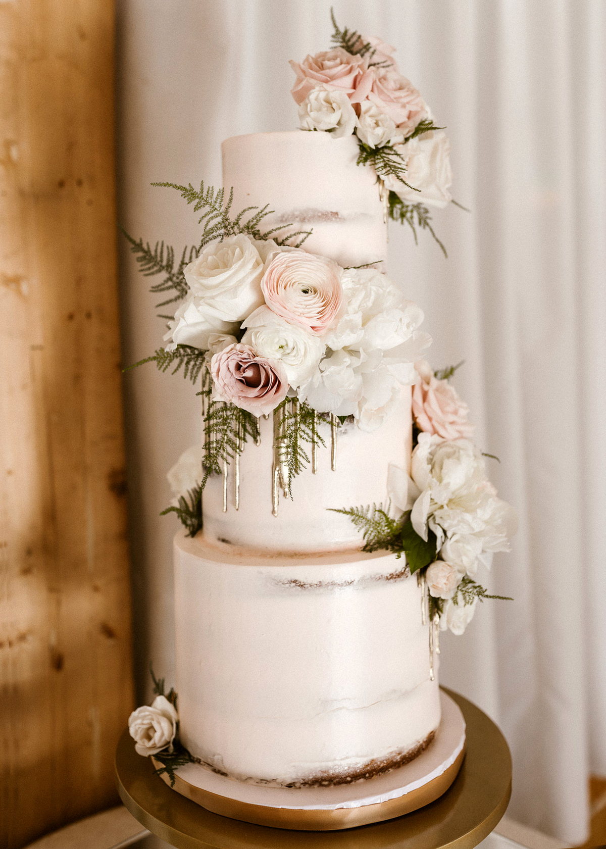 Calgary-Photographer-Tkshotz-61 - Whippt Wedding Cake