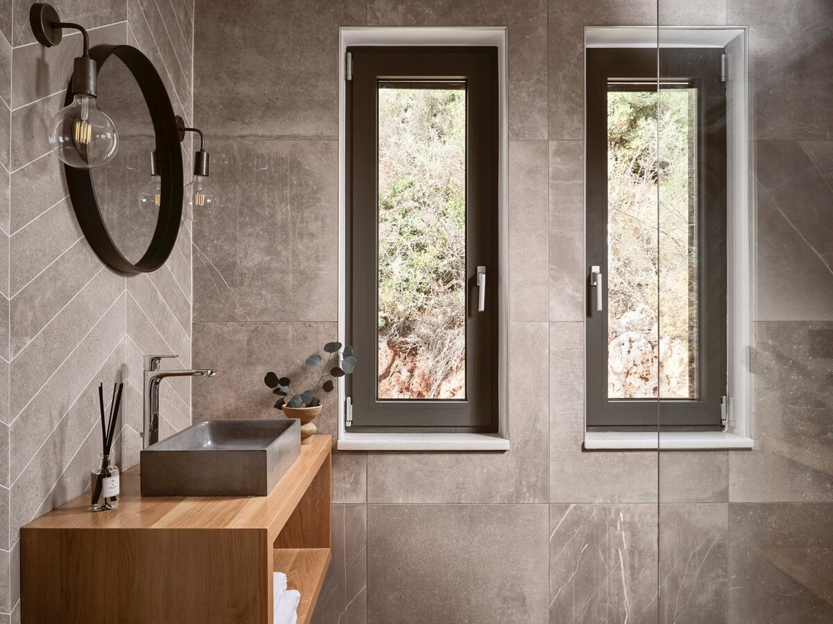 The rooms at are retreat in Greece are spacious and luxurious