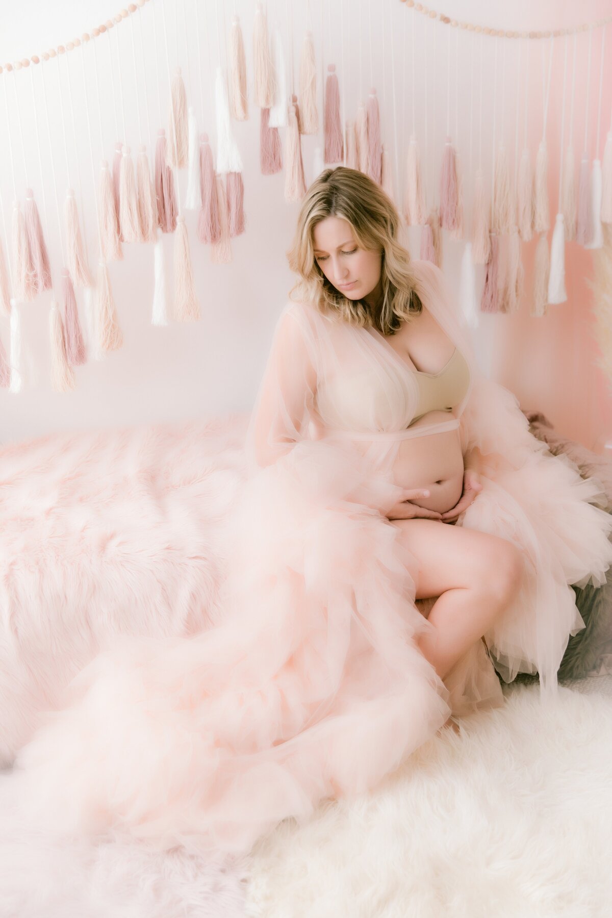 maternity boudoir, boudoir photography, boudoir photography near me, boudoir photographer, boudoir photo shoot, boudoir photos, boudoir shoot, boudoir photography Sacramento