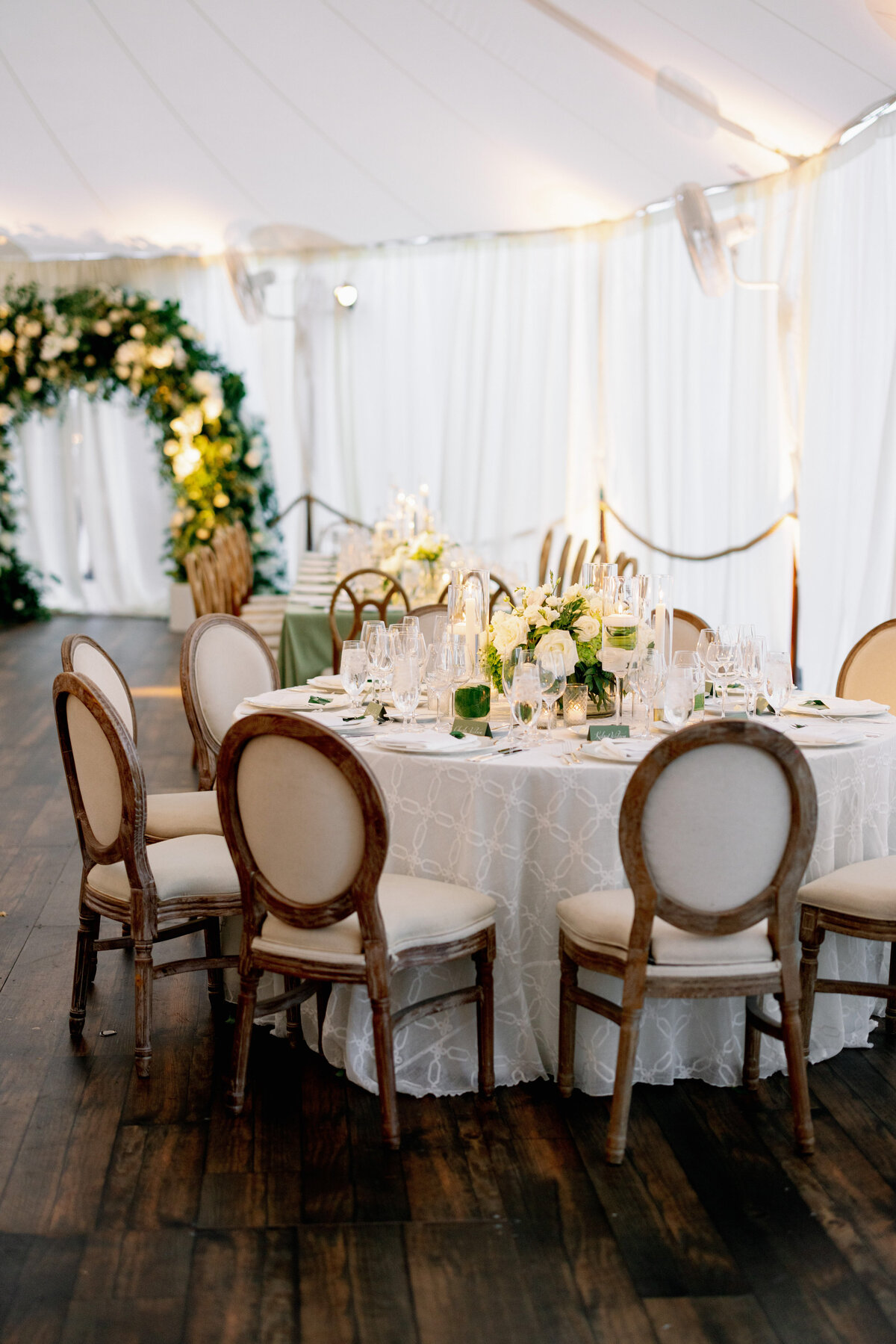 shoreacres-lake-bluff-tent-wedding-by-olivialeigh-86