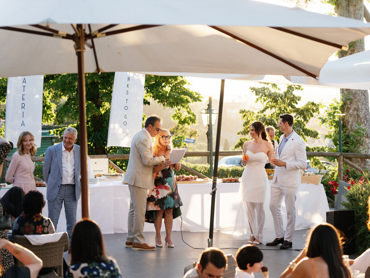 37-Bride's-Father-Giving-Toast-Italy
