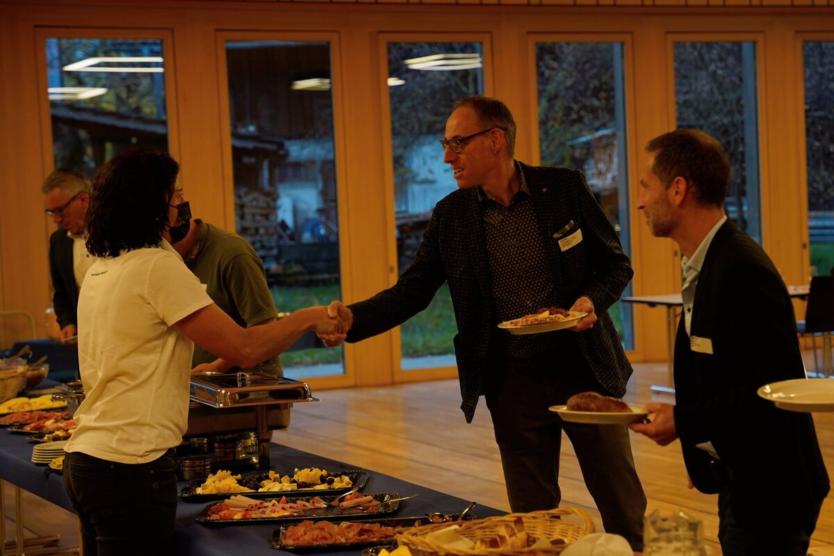 meralunastudio-werbeagentur-schweiz-zuerich-portfolio-jungunternehmerzentrum-flawil-martini-forum-2021 (17)