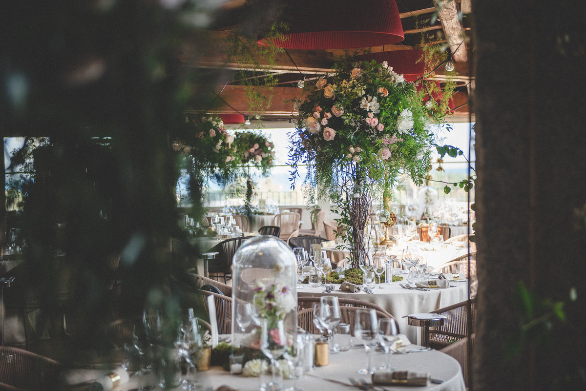 Enchanting forest of lotlorien for the wedding reception