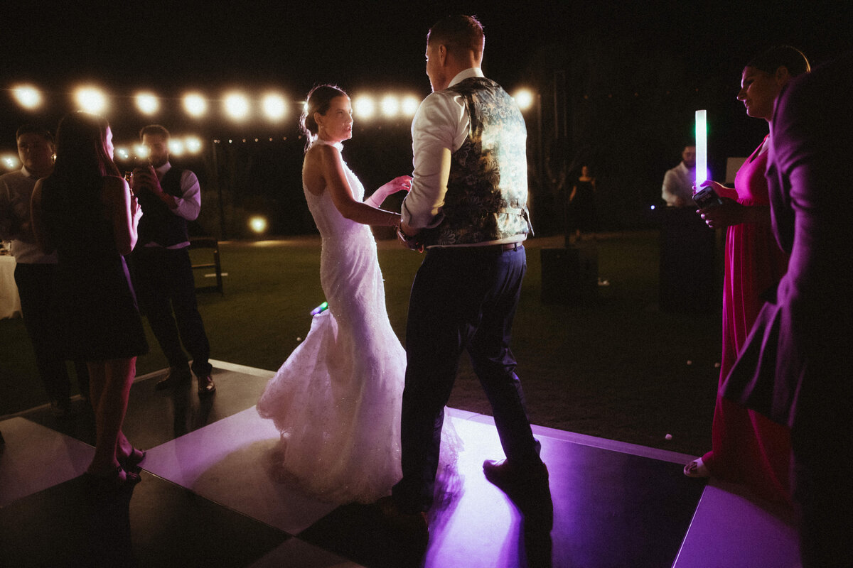 Sarah & Steven Wedding Sneak Peeks-310