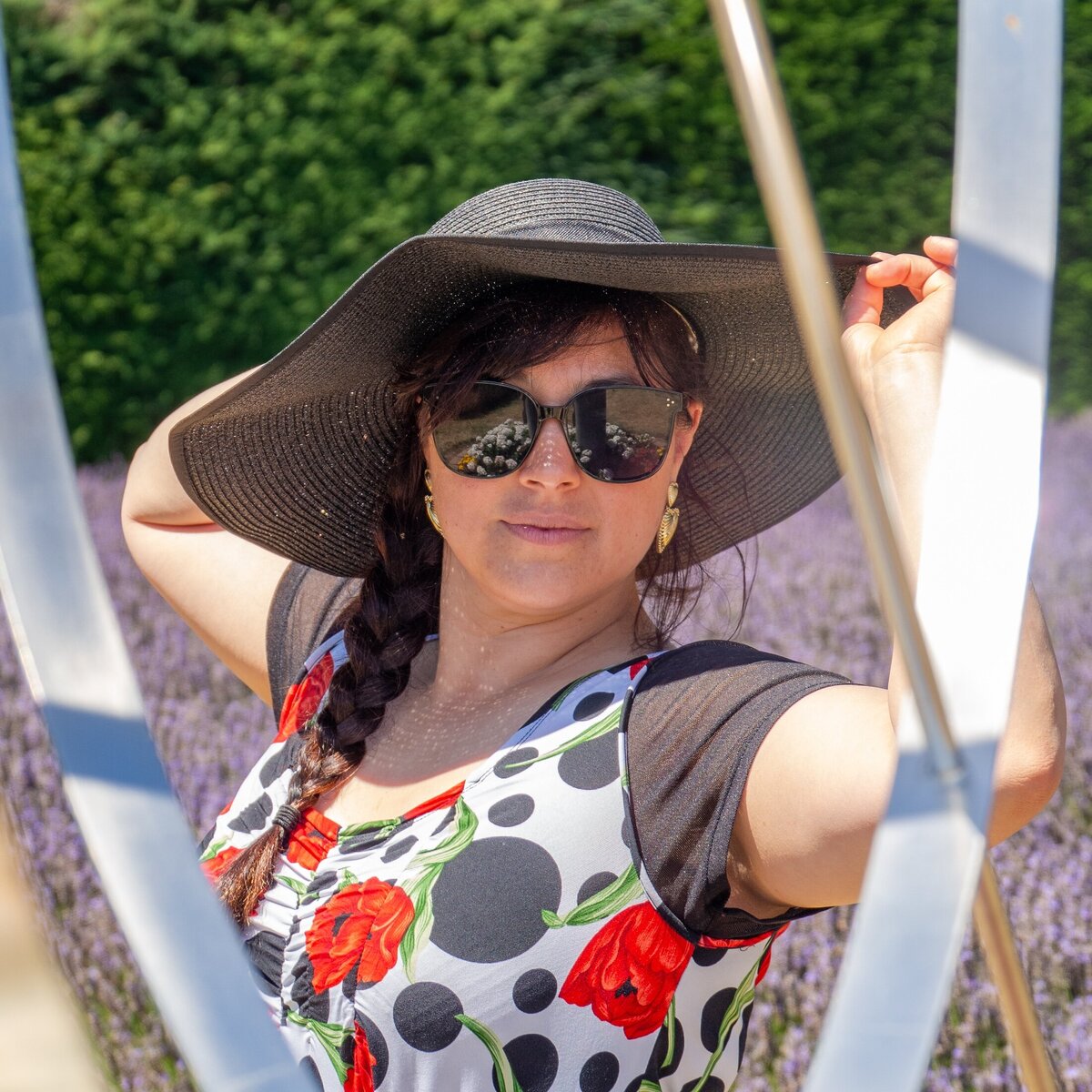 solo-glam-session-lavender-field-christchurch-photos-with-river-3