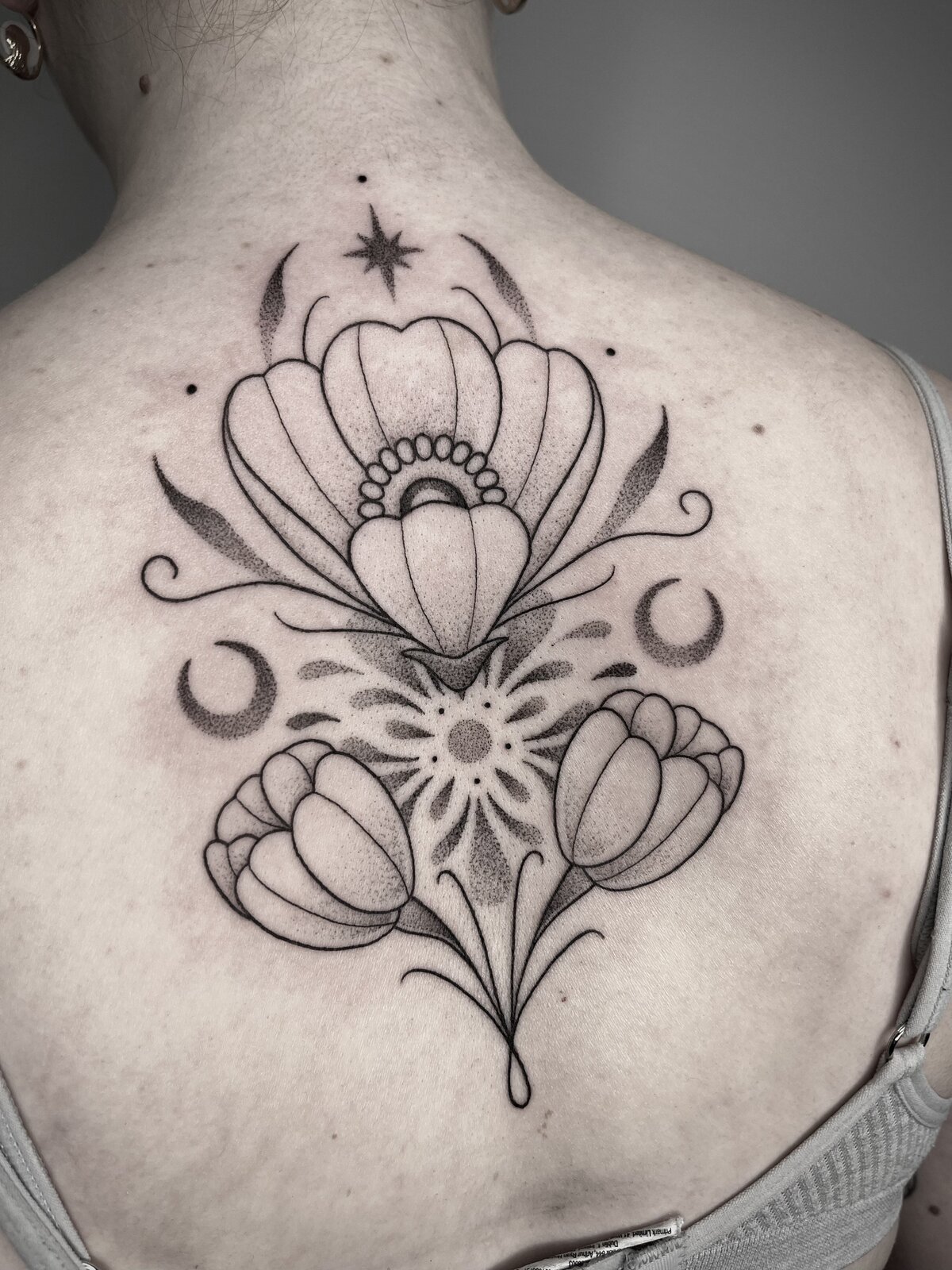 black-and-grey-tattoo-artist