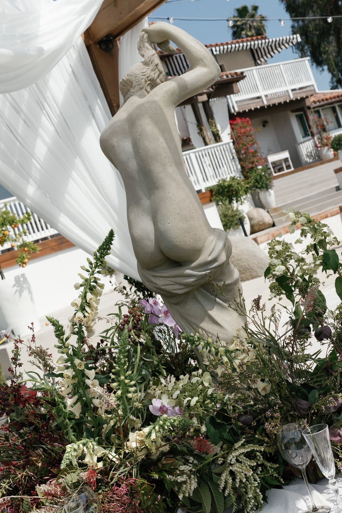 Jeune-Perche-Faye-Fern-Creative-MVFPortraits-Reception-Details-68