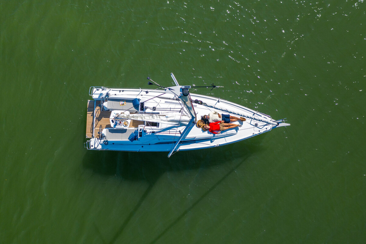 Beneteau-oceanis-30.1-10
