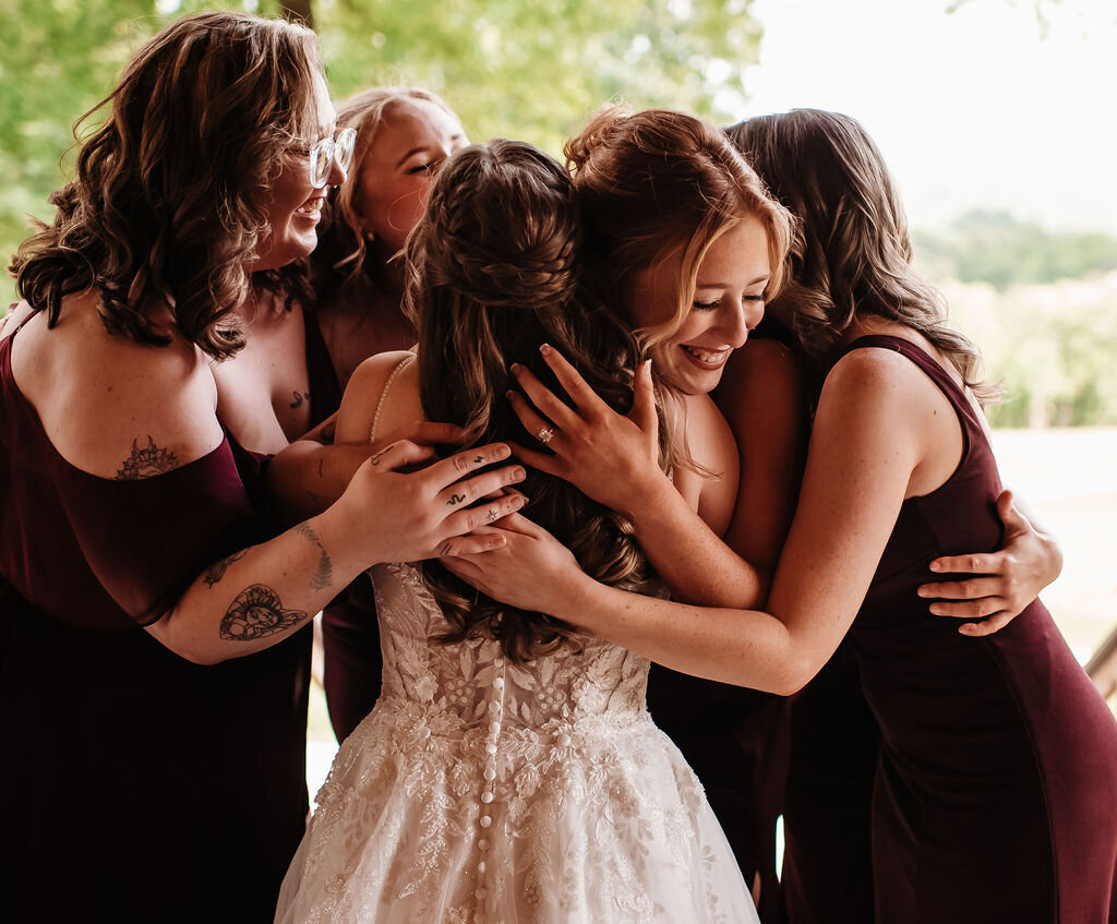 bridal-party-getting-ready-farmhouse-lewallen-farms-ga (3)