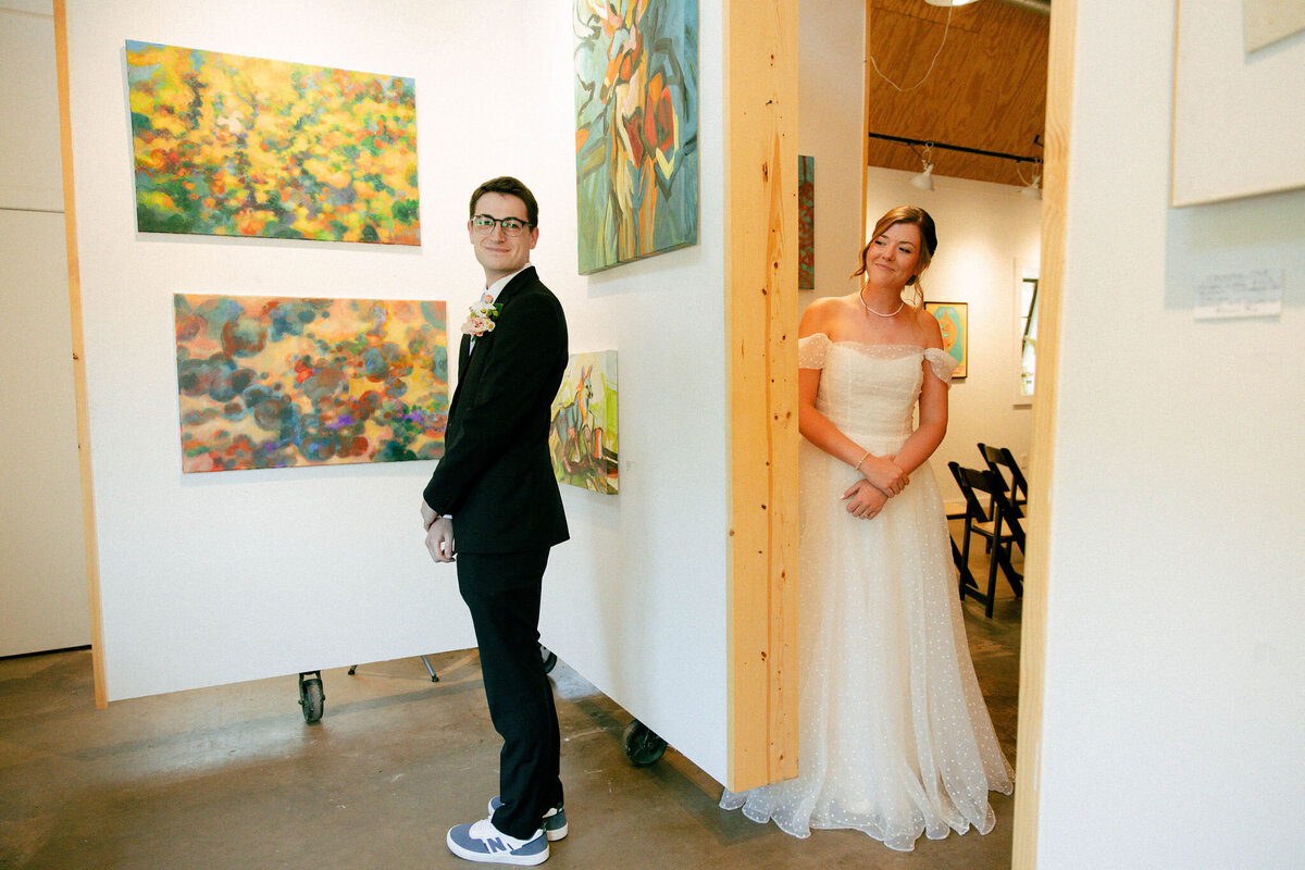 Brooke&PerronWeddingPhotos_GettingReady_AustinWeddingPhotographer_HereafterFilms-79