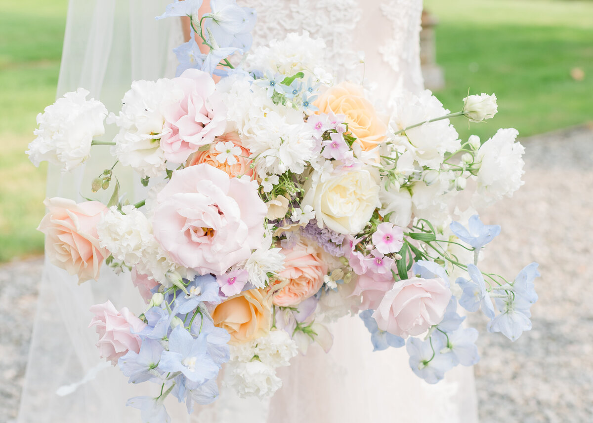 bridal-wedding-flowers