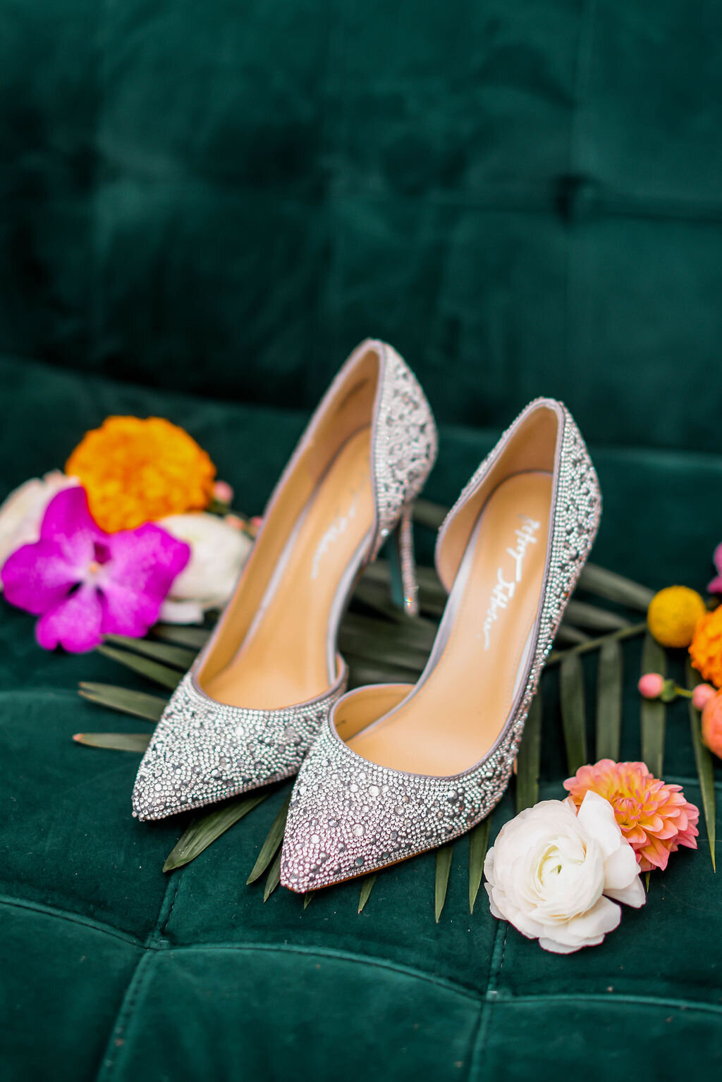 wedding-shoes-brick-wedding-san-diego-sarah-block-photography