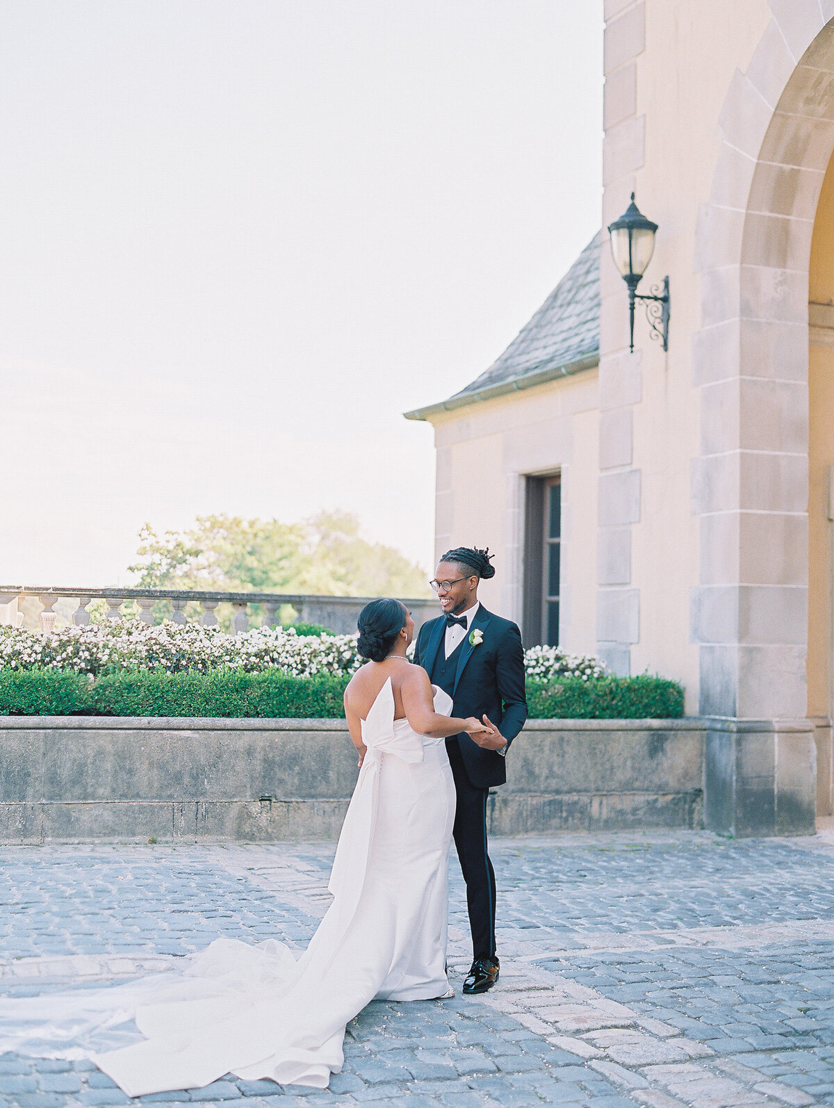 KatieTraufferPhotography-LaurenandJohnnyWedding-317