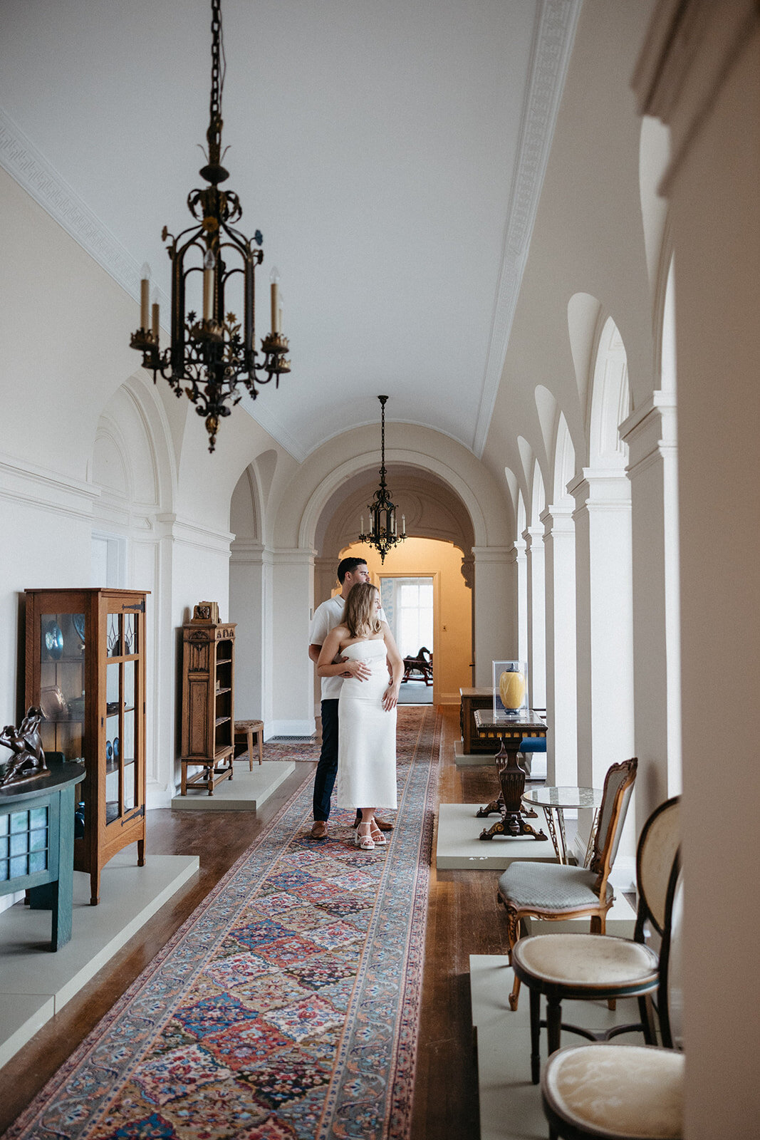 timeless-romantic-estate-engagement-photoshoot-2