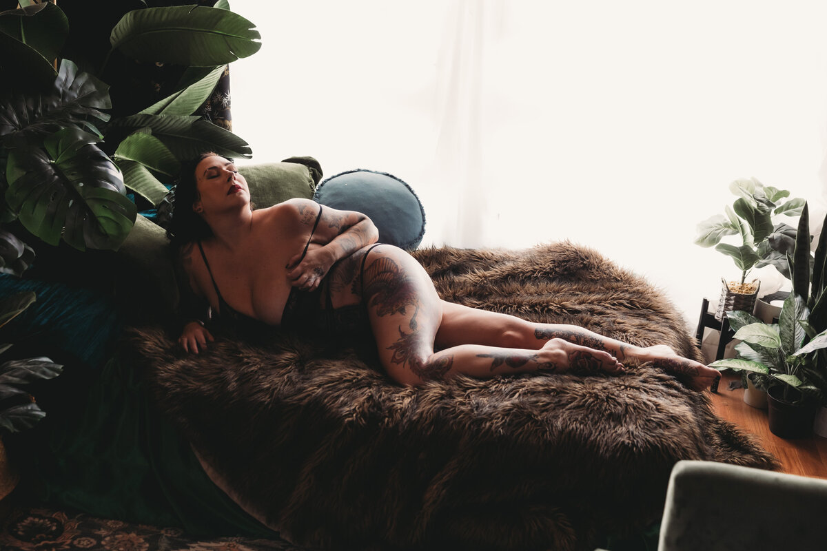 boudoir photography, boudoir photography near me, boudoir photographer, boudoir photo shoot, boudoir photos, boudoir shoot, boudoir photography Sacramento