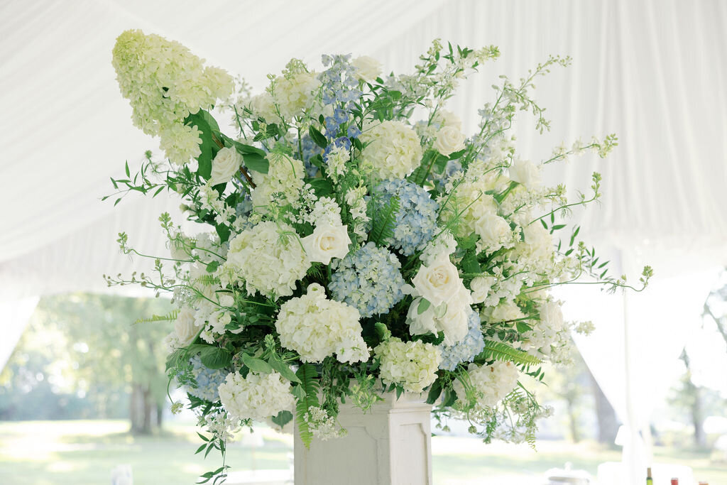 blue-hydrangea-classic-floral-arrangement