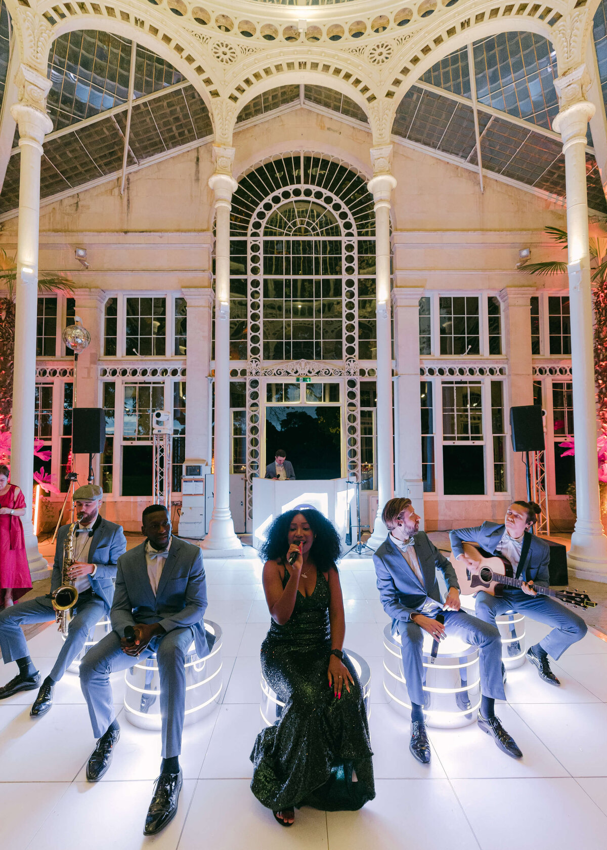 chloe-winstanley-weddings-syon-park-conservatory-the-function-band