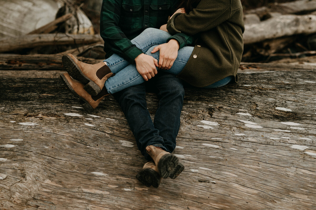 Revel Ash Studio - Couples Session - British Columbia - OceanBeach-2