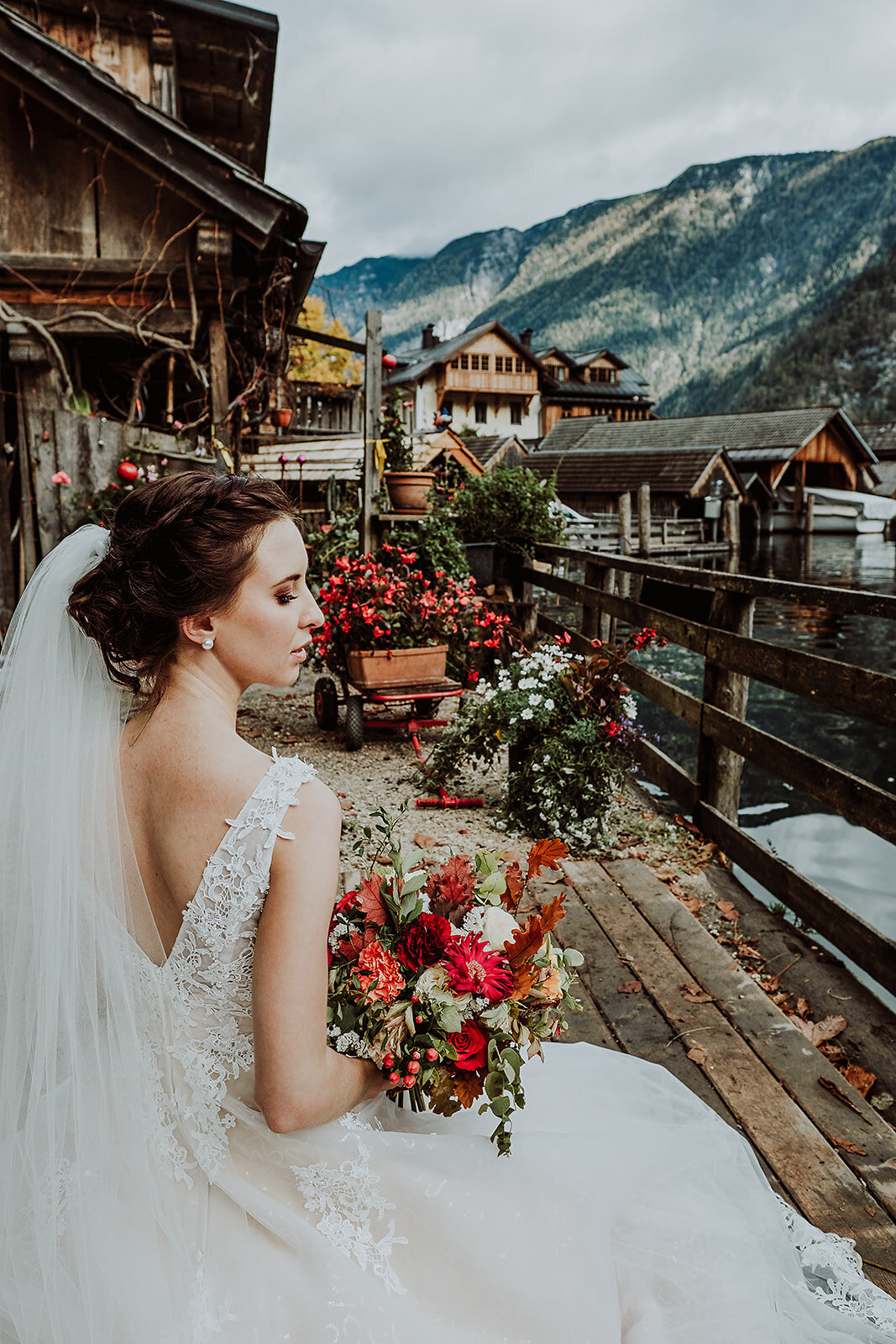 Hallstatt Wedding - destination wedding Austria - Wild Connections Photography - Sfumato makeup - Austria makeup artist3