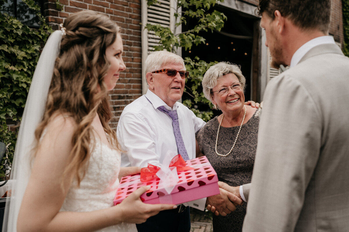 Pure Liefde Fotografie -  Joël en Luisa - Taart en Feliciteren-53