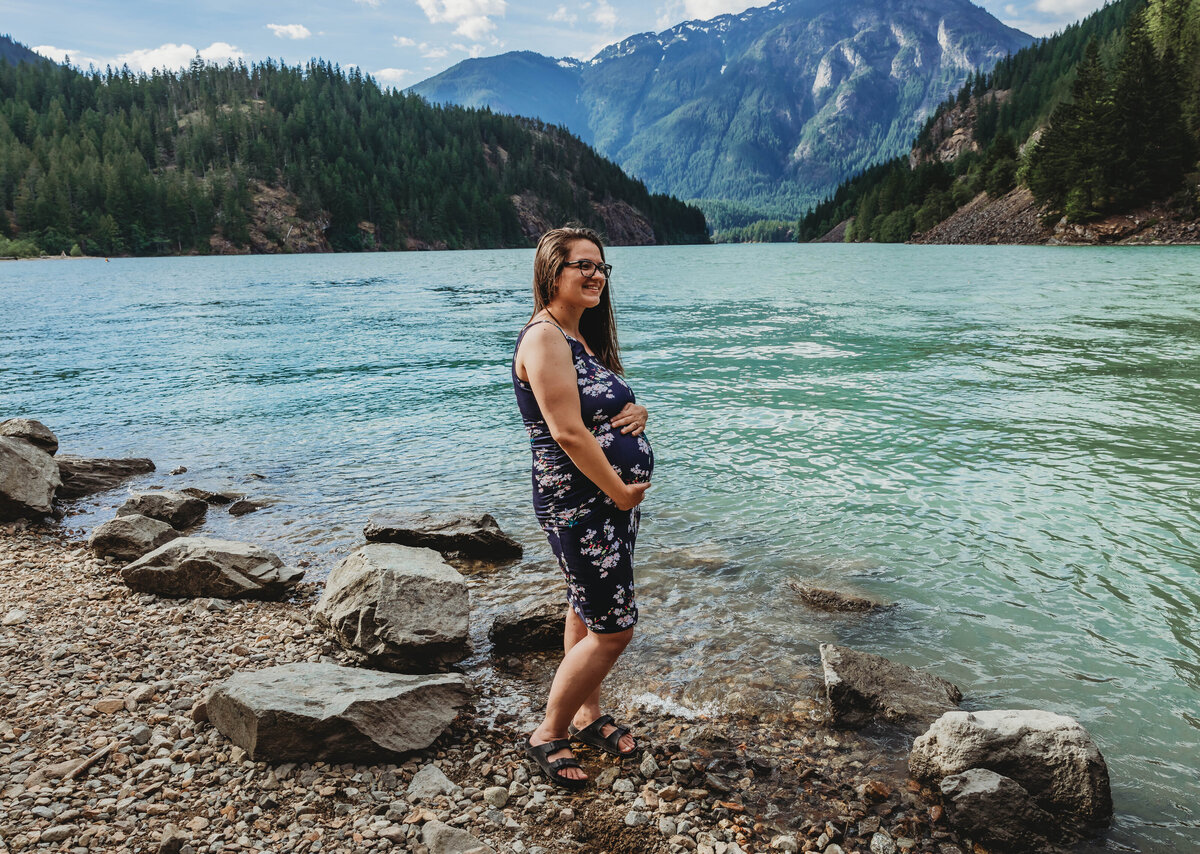 North Cascades national park maternity session 1-7358