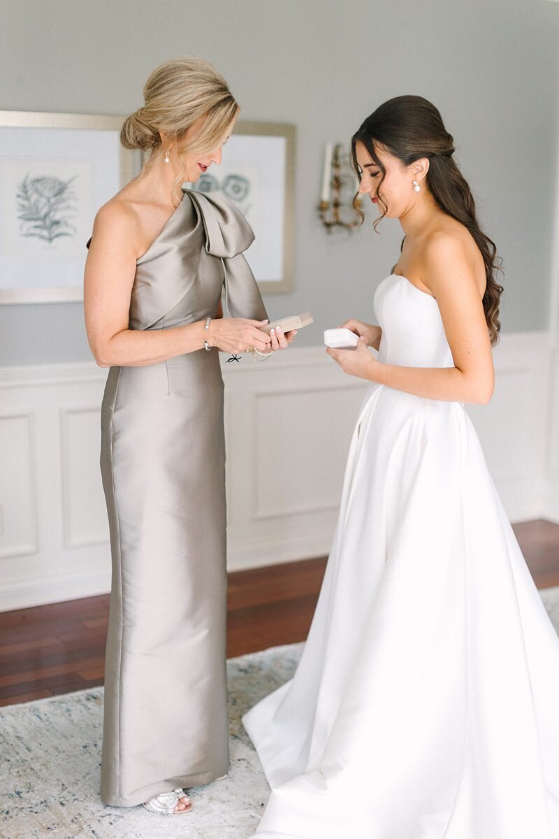 evansville-wedding-bride-getting-ready-details39