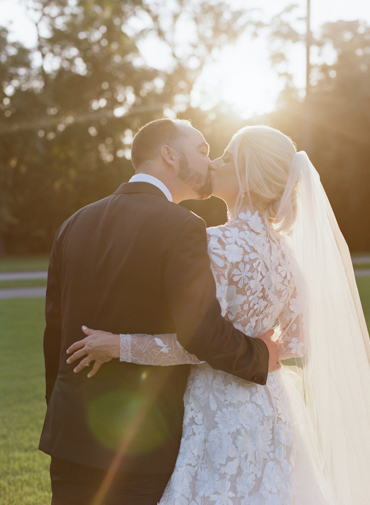plametto-bluff-montage-wedding-67