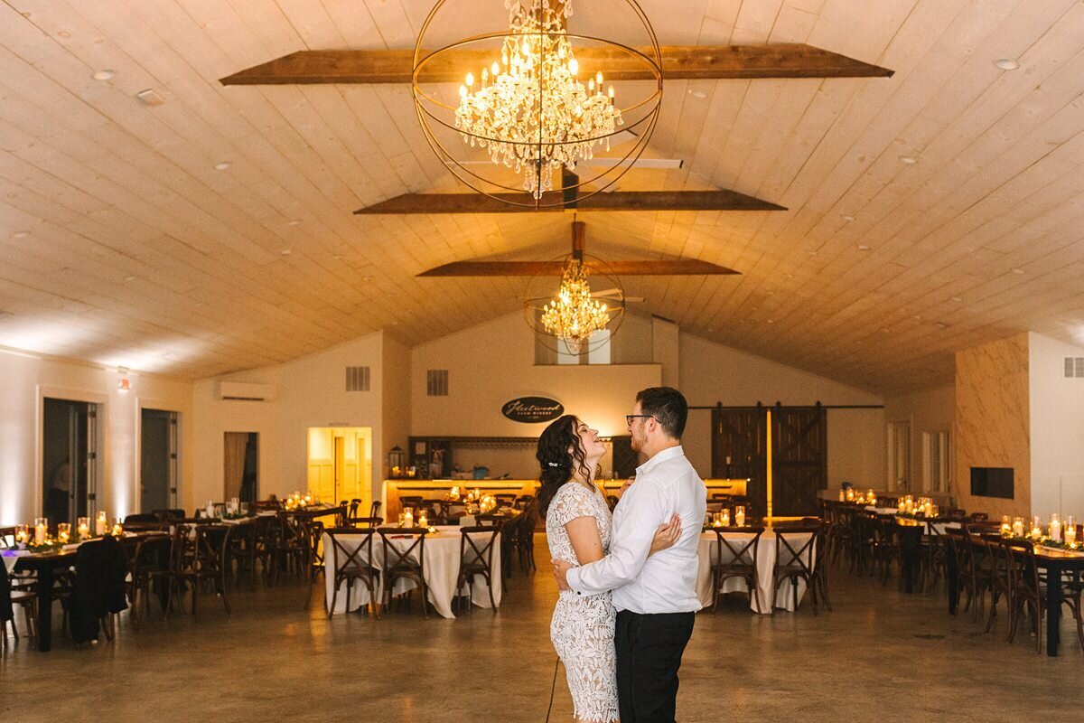 Bride and Groom Wedding Portaits Kelynn and Mathew Evansville Owensboro386