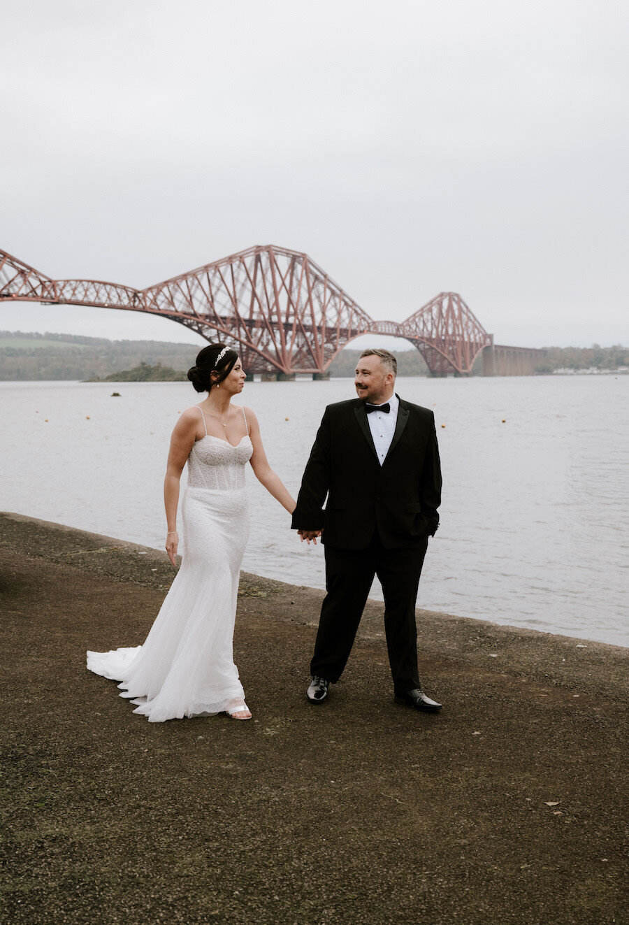 Nicola-Campbell-Timeless-Wedding-Photographer-Scotland-Doubletree-by-Hilton-North-Queensferry-Mr&MrsDavidson-1 1