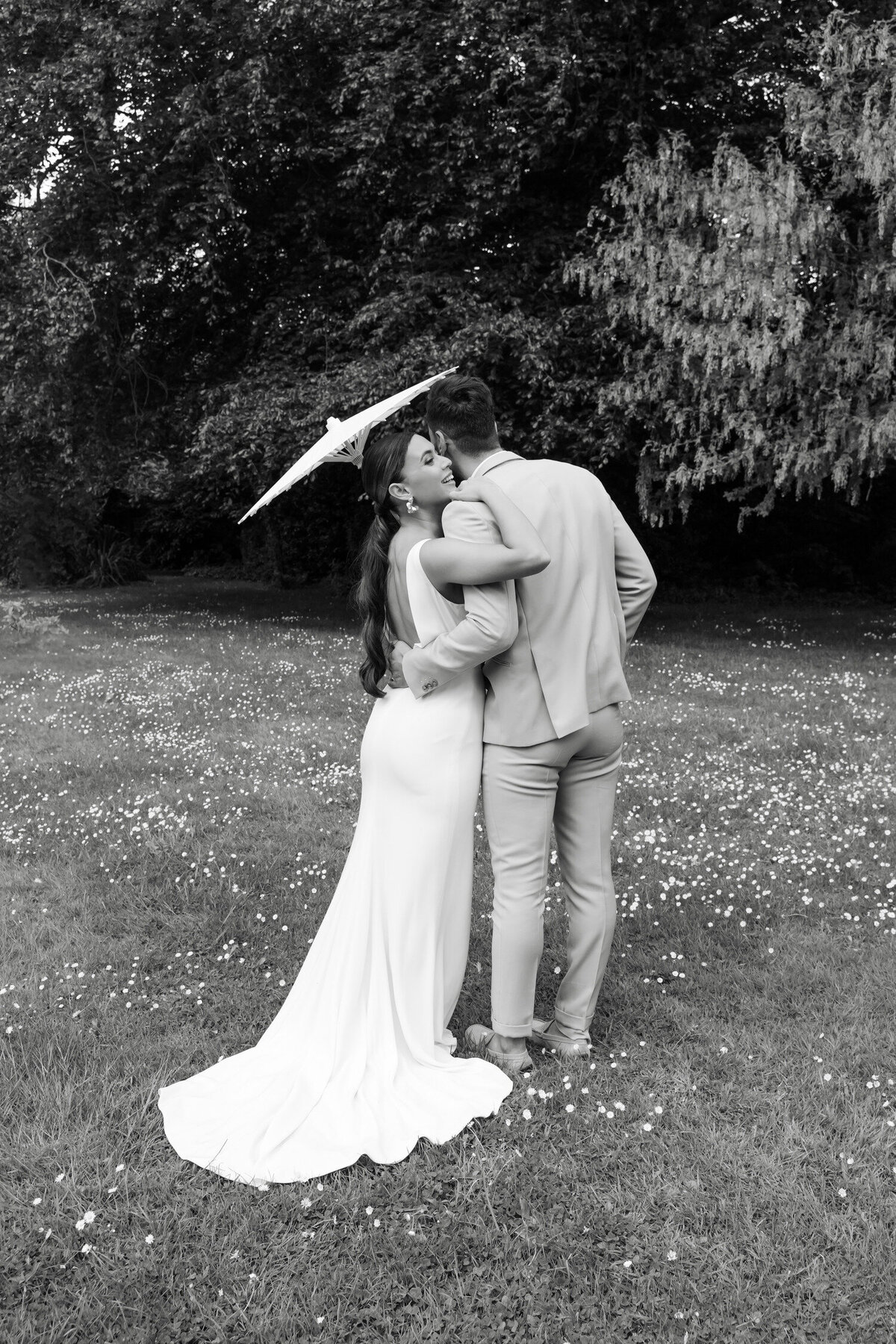 Wedding-Garden-Party-in-Normandy-Lea-Evrevin-Photographer-208