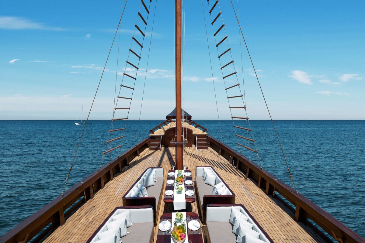 Samsara Samudra Yacht Charter Indonesia Outdoor Dining top Down