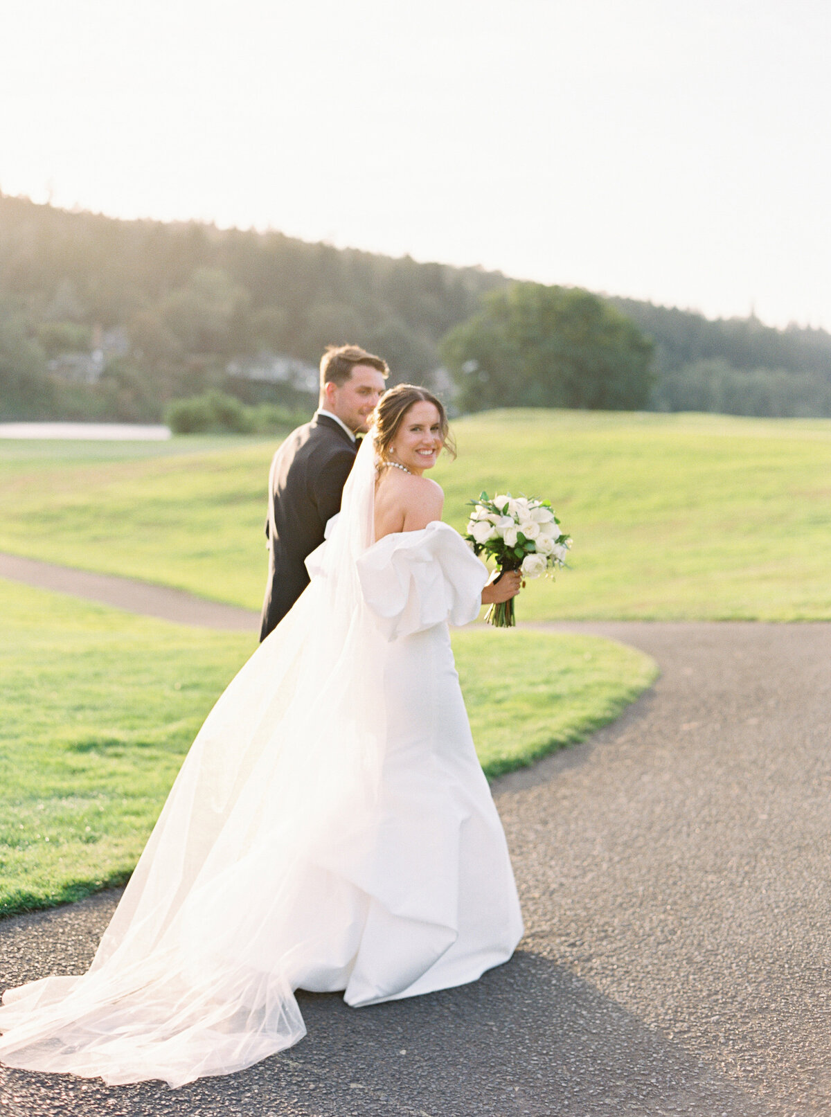 waverley-country-club-wedding-by-top-portland-photographers-the-tenneys-38