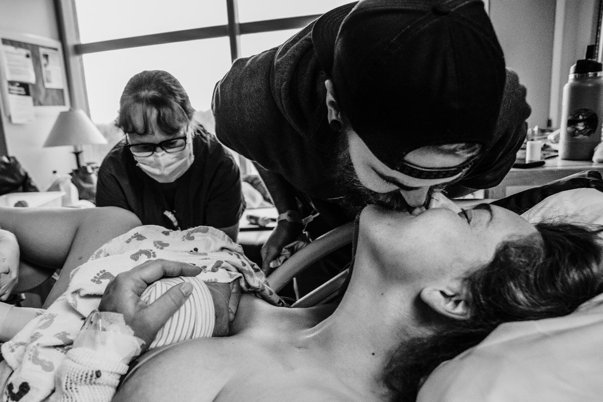 hospital-birth-photography-f-047