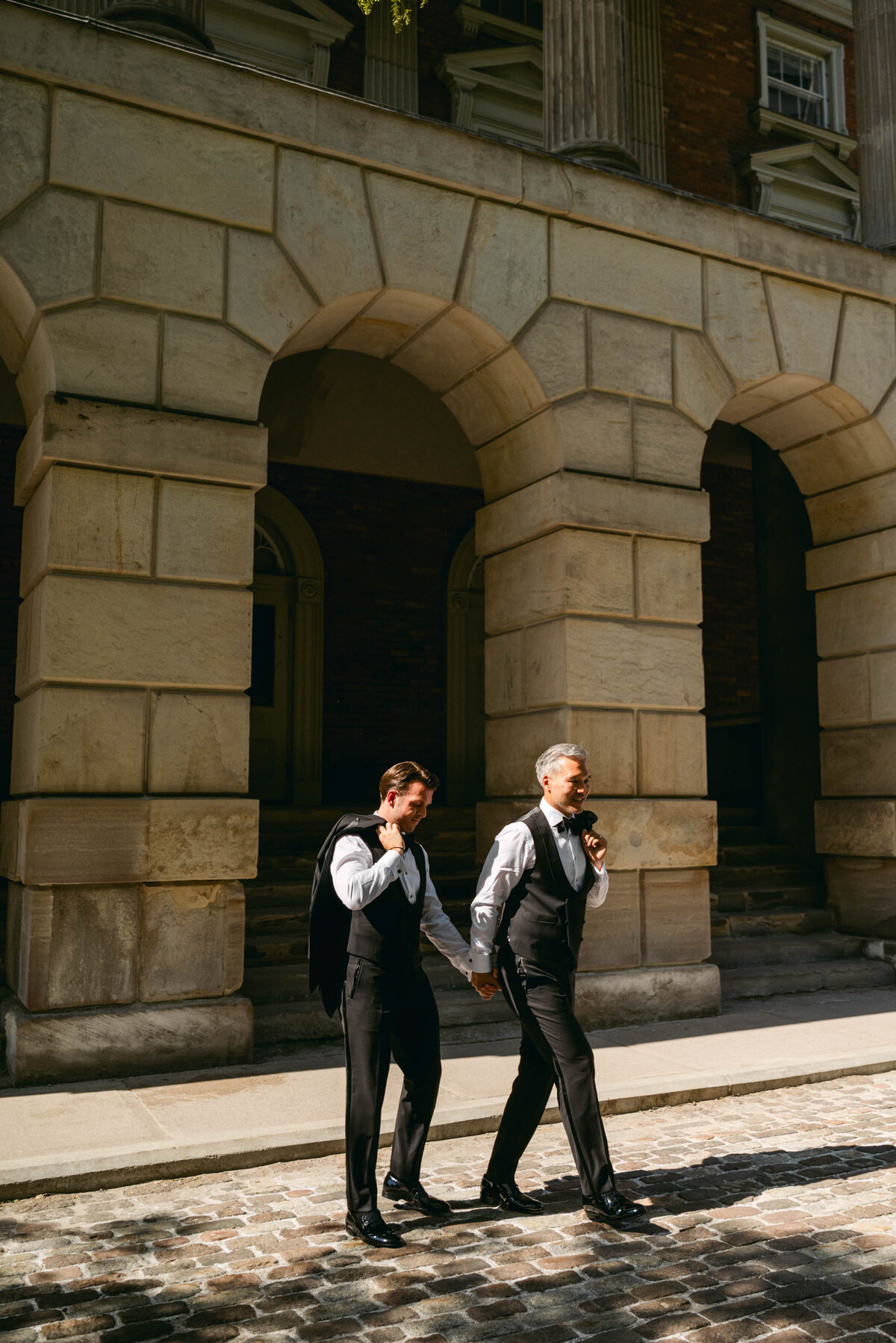 515-Shangri-La-Hotel-Toronto-Canada-Christopher-Edward-Wedding-8
