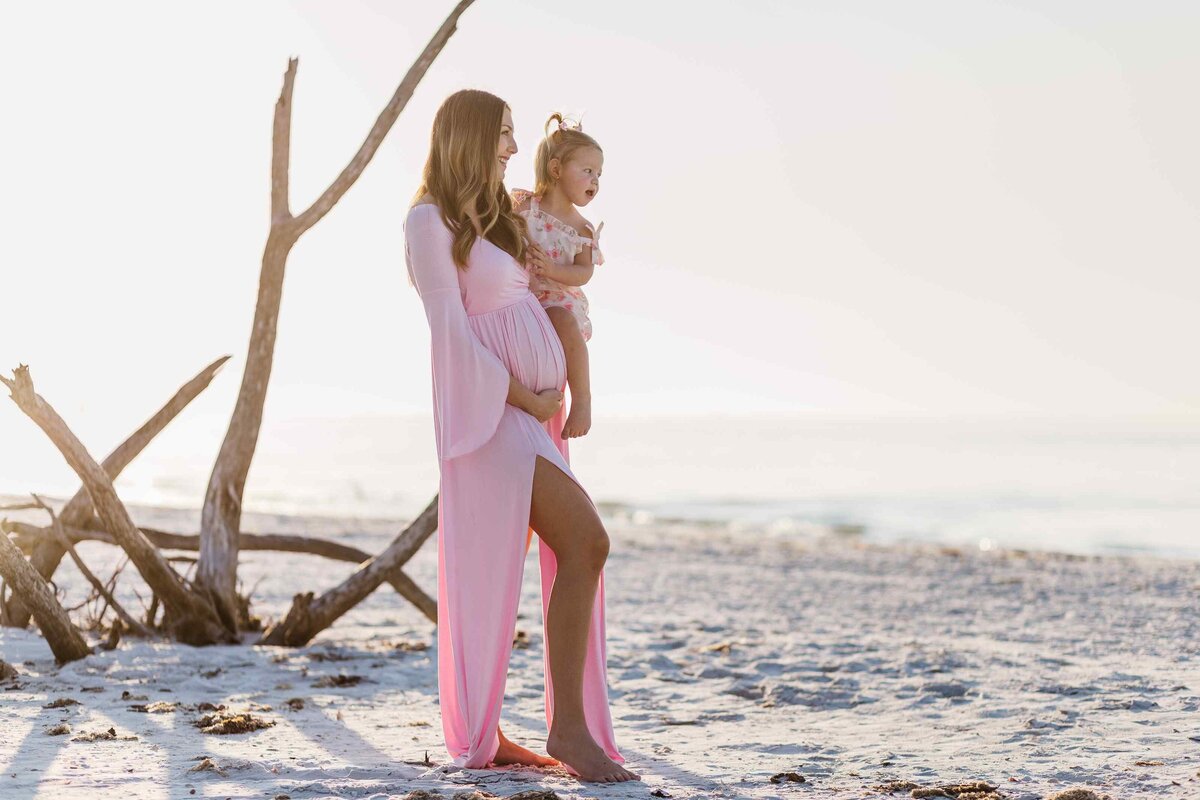 7-maternity-beach-driftwood