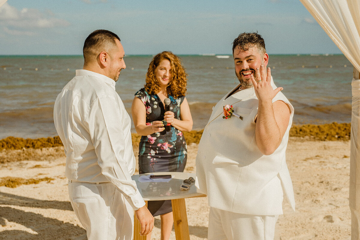 d-mexico-cancun-dreams-natura-resort-queer-lgbtq-wedding-details-ceremony-i-dos-31