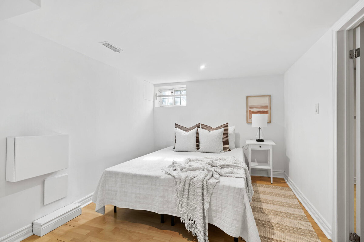 f38c9c79-c95c-4735-9952-466f2fdaf422