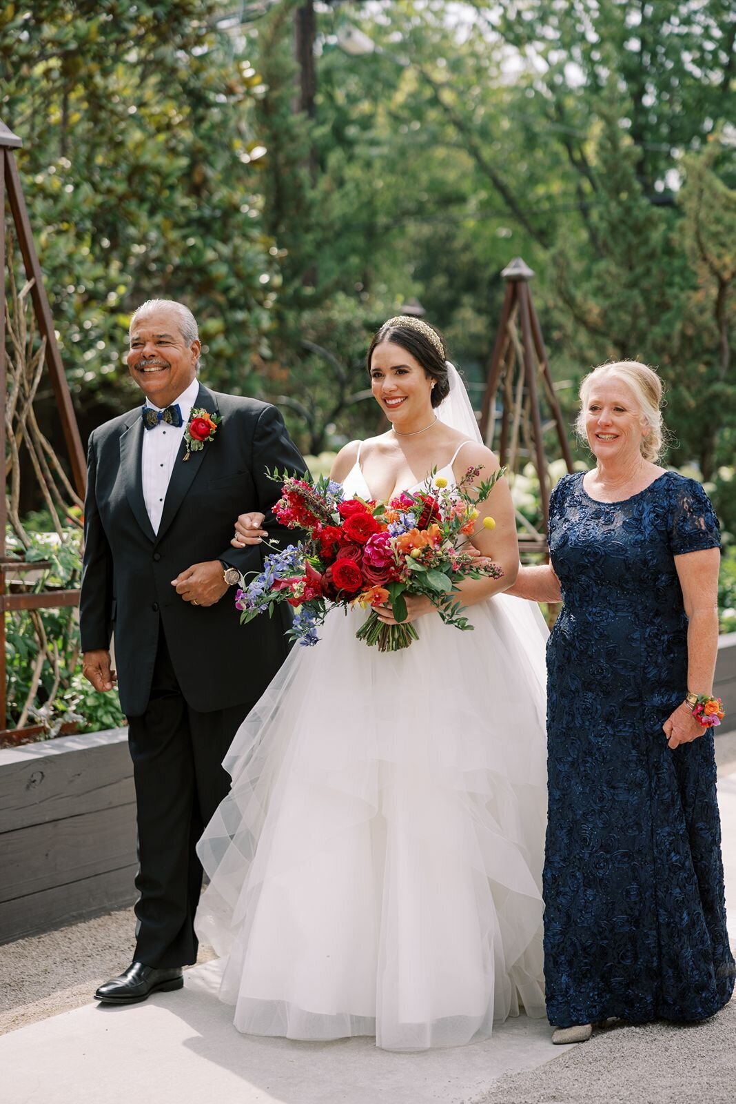 Apiary-Wedding-Summer- Lexington-Ky (11)