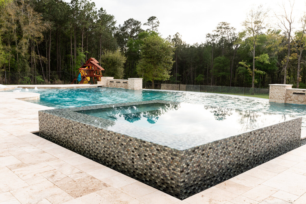 414_PoolsideM_2023-7760-13