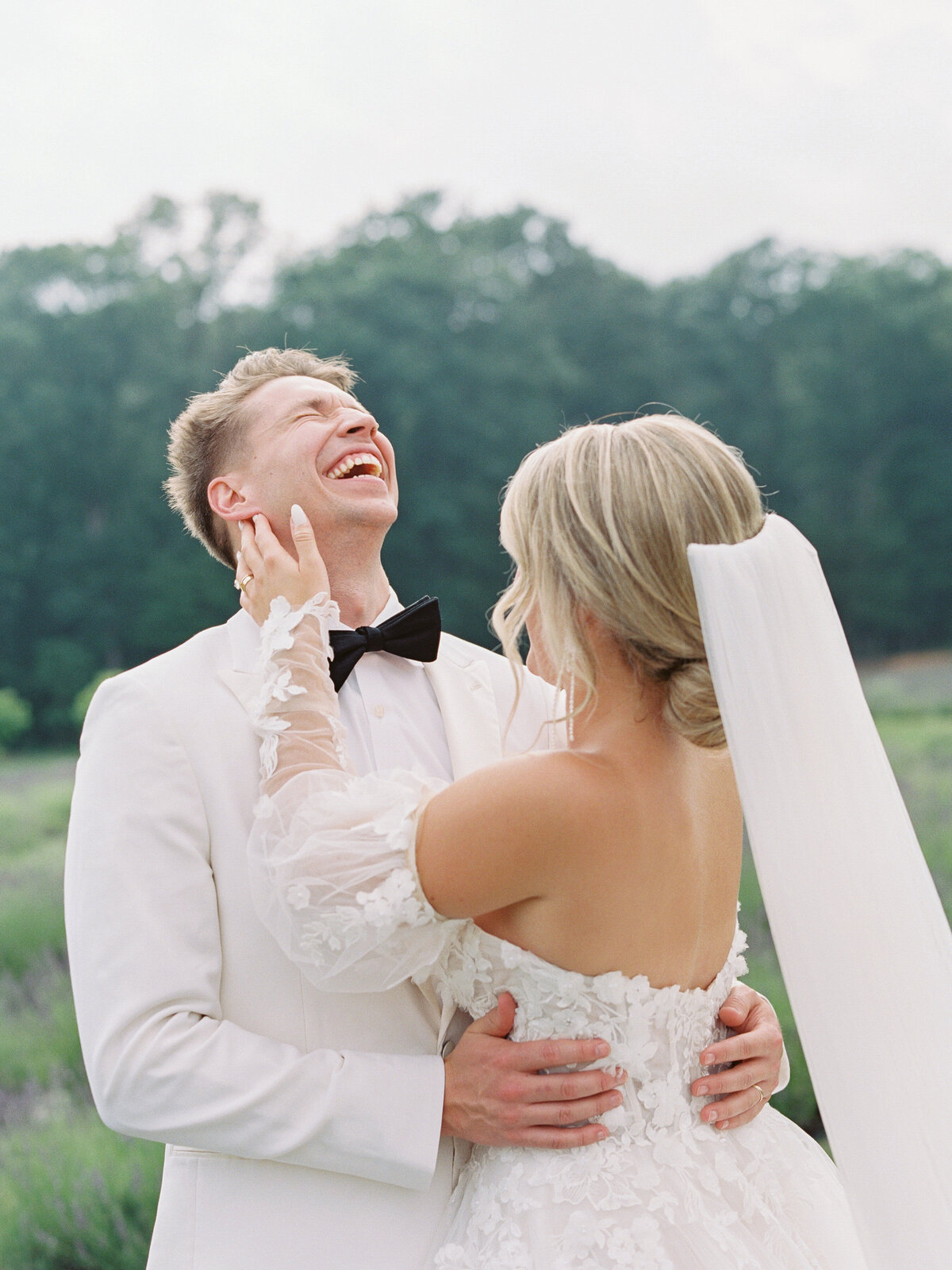 Courtney Linden Dueppengiesser Photography Fine Art Wedding and Portrait Photographer East Coast Worldwide Luxury Light Airy CourtneyDueppengiesser_LavenderFieldWedding_170