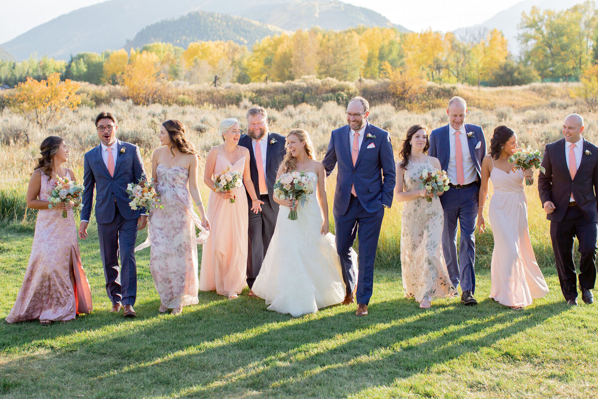 aspen-weddings-wedding-party-group