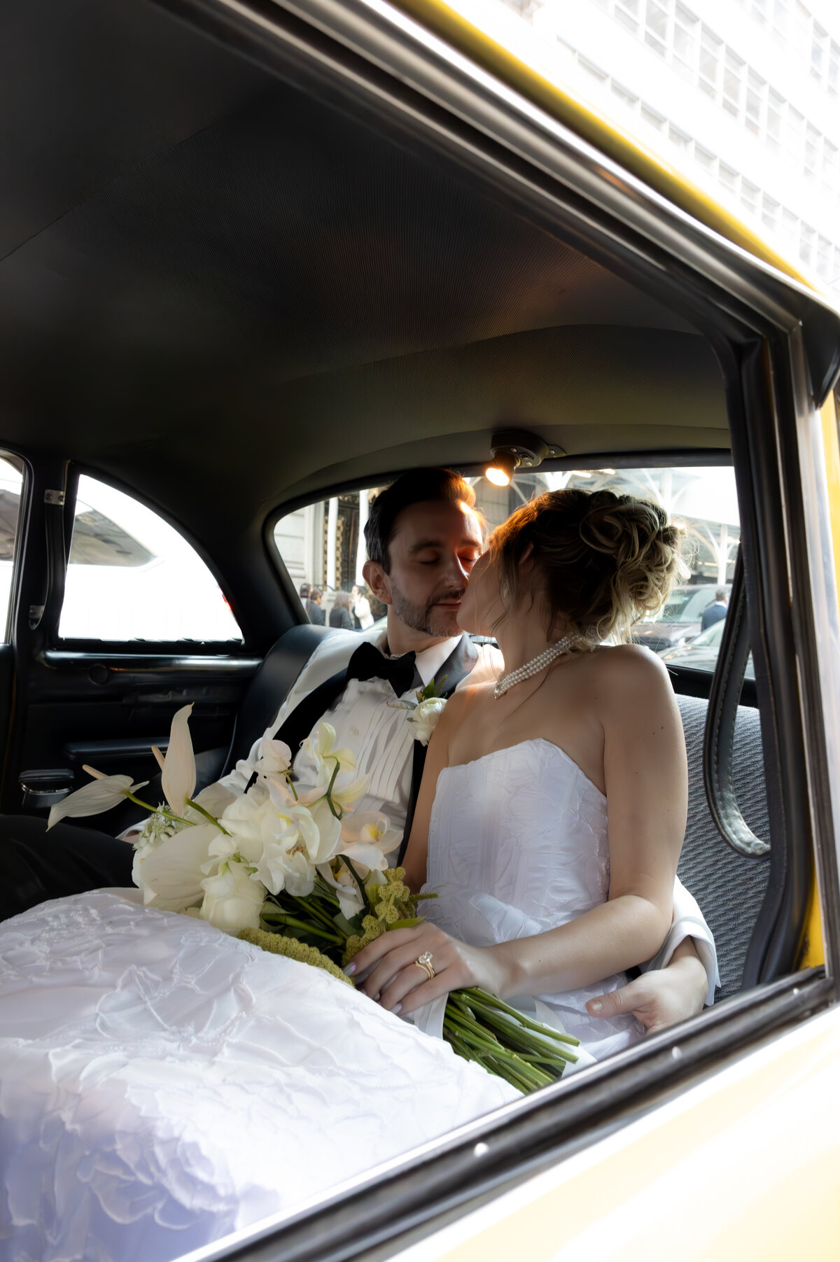 terrace-nyc-wedding-elegant-couple-165