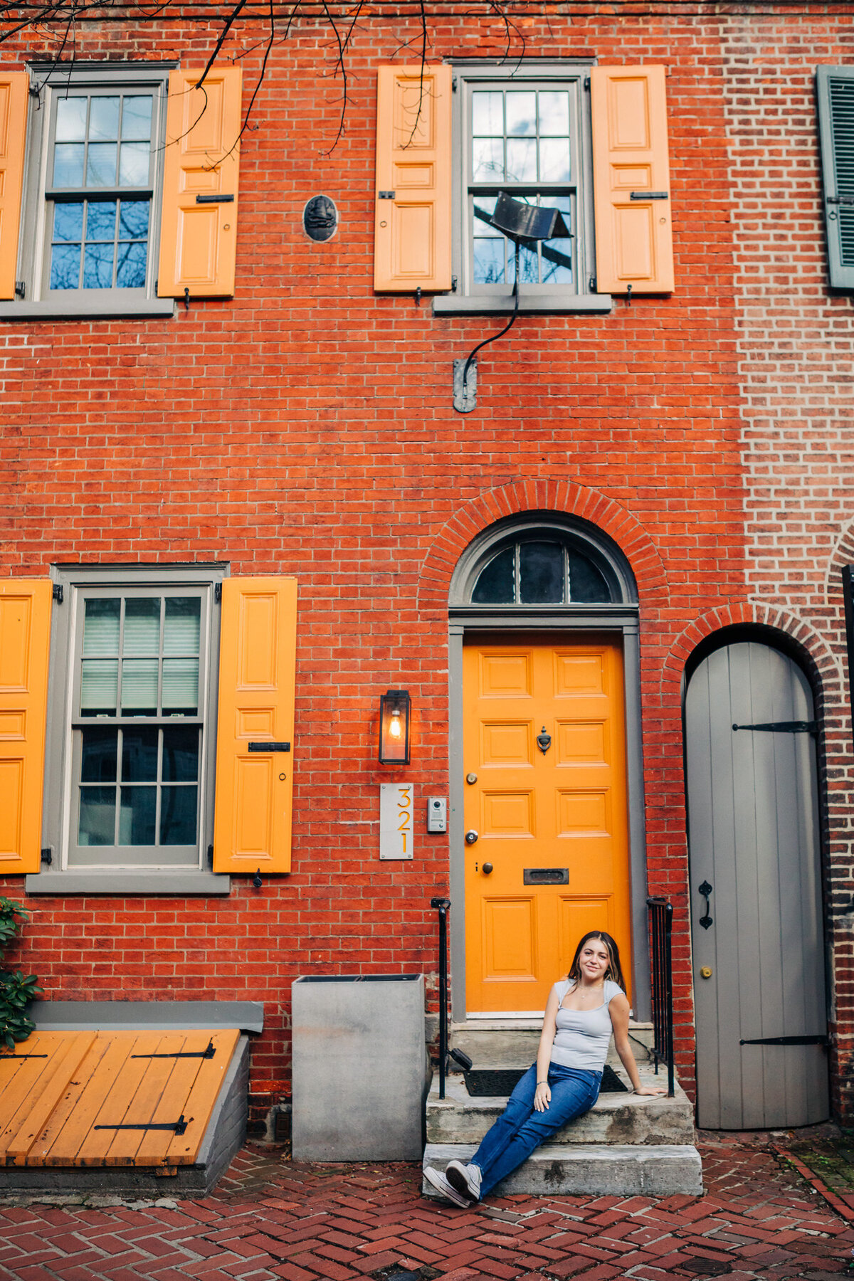 girl-yellow-door-philly