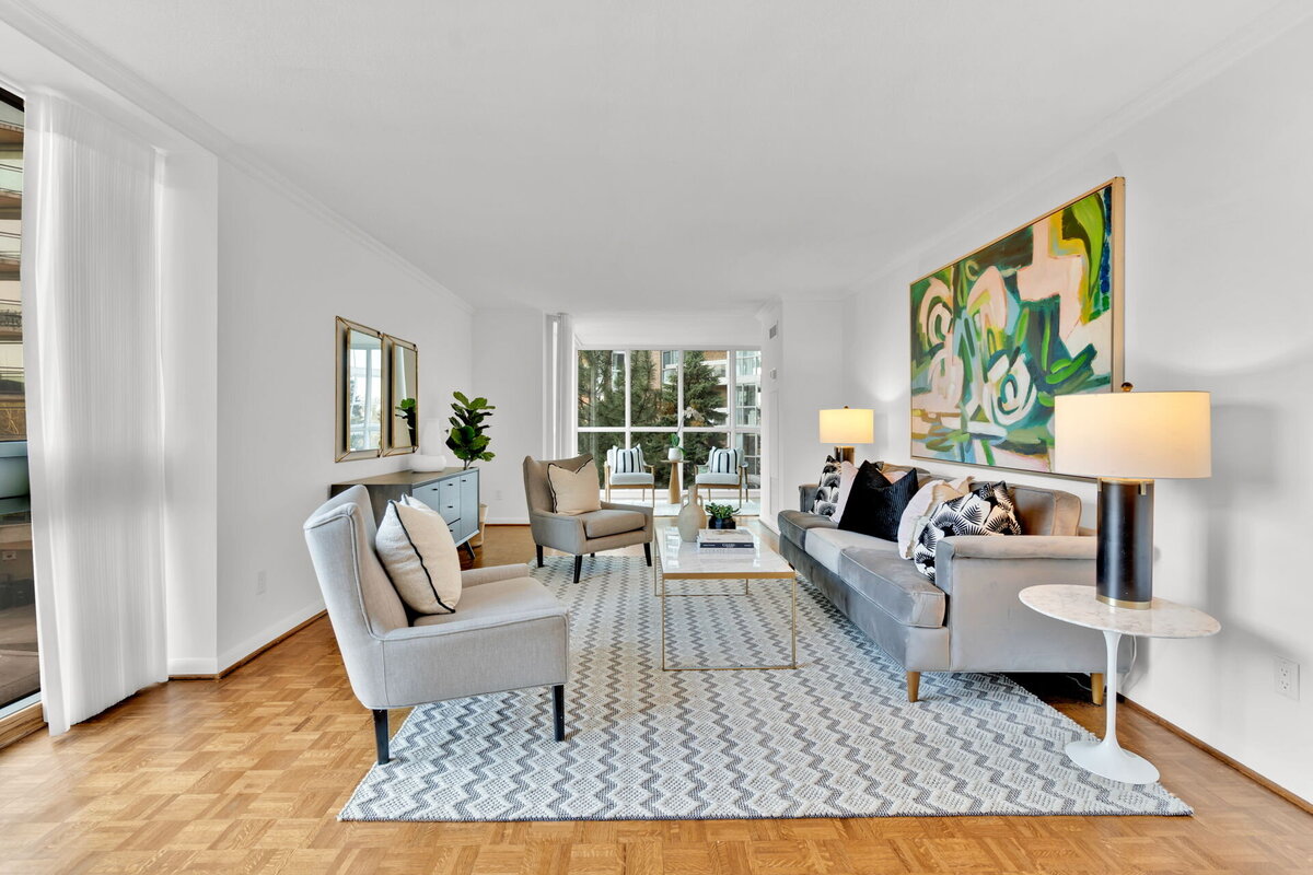20-web-or-mls-8_002_Living Room